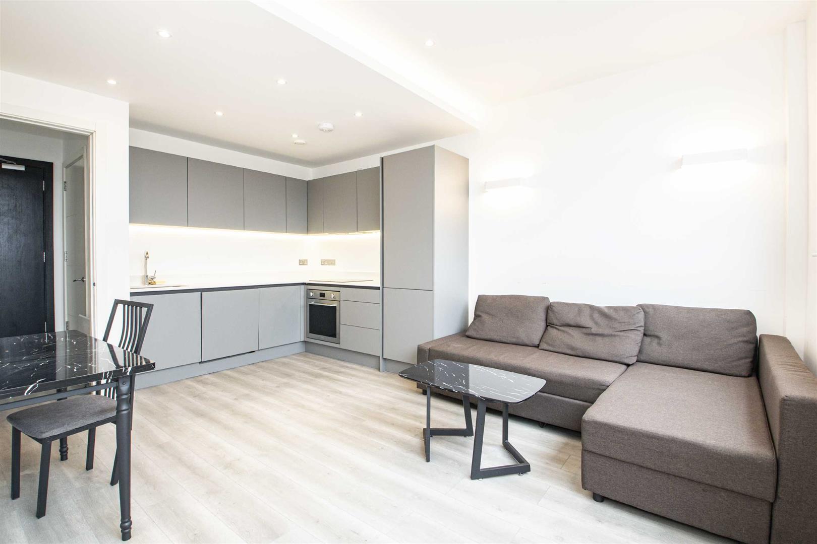 2 Foxhunter Drive, Linford Wood, Milton Keynes